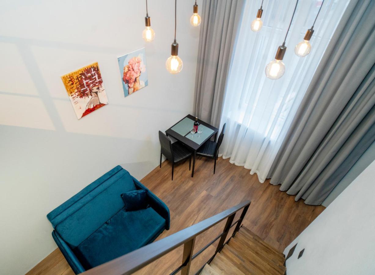 Teeny Tiny Lofts In Center Kaunas Exterior photo