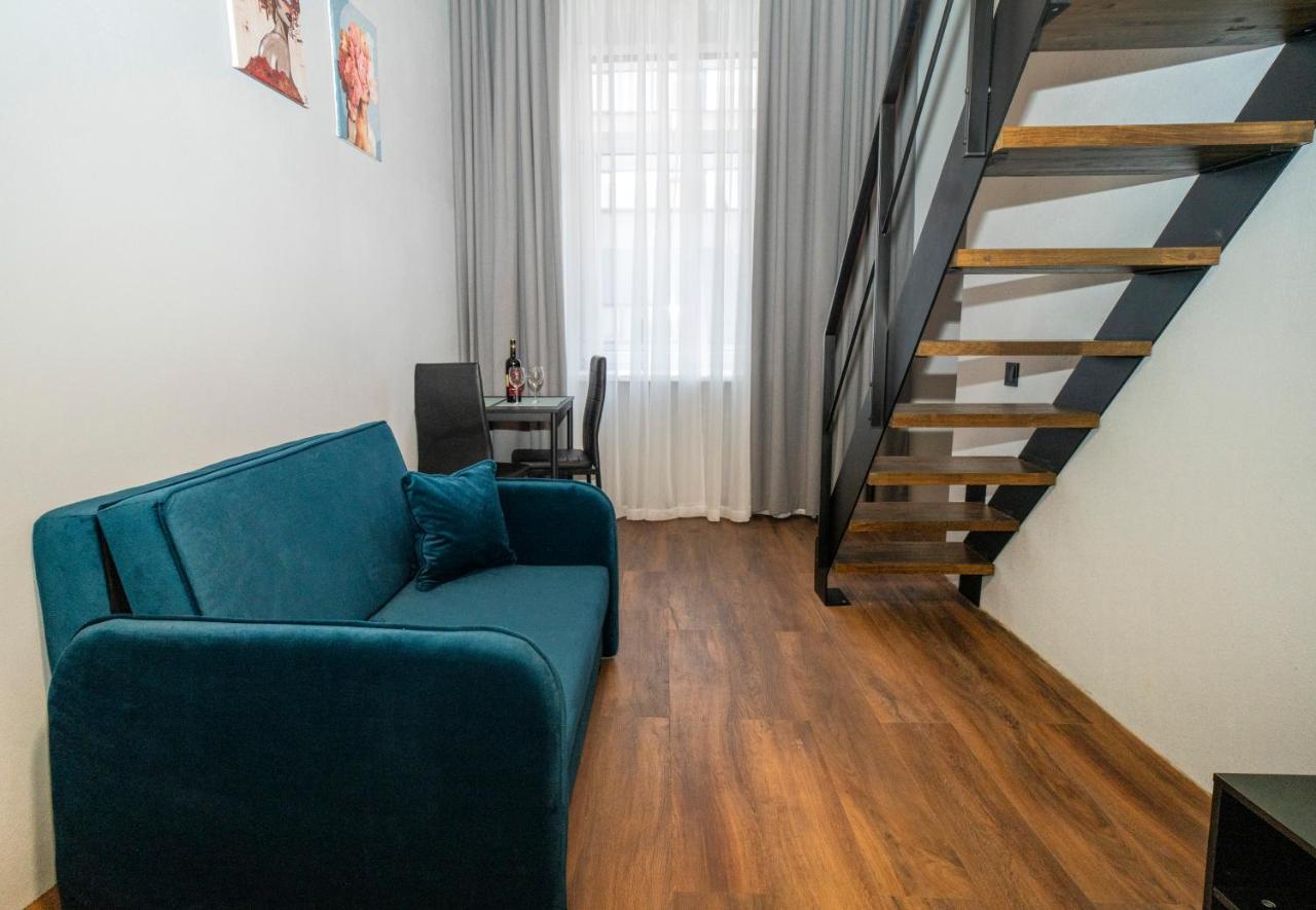 Teeny Tiny Lofts In Center Kaunas Exterior photo